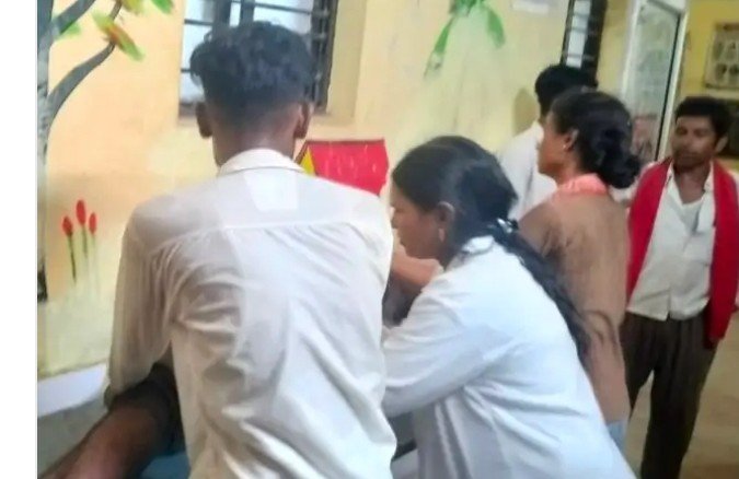 शराब के नशे में युवक ने चूहे मारने की दवा खाई, हालत गंभीर