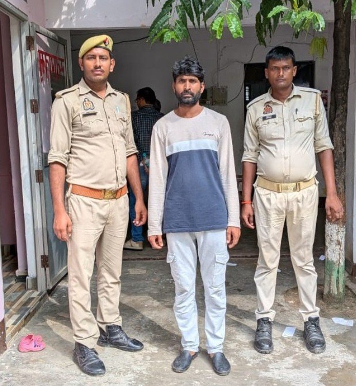 थाना विन्ध्याचल पुलिस द्वारा गोवध निवारण व पशु क्रूरता अधिनियम के अभियोग से सम्बन्धित वाछित अभियुक्त गिरफ्तार थाना विन्ध्याचल पुलिस द्वारा गोवध निवारण व पशु क्रूरता अधिनियम के अभियोग से सम्बन्धित वाछित अभियुक्त गिरफ्तार