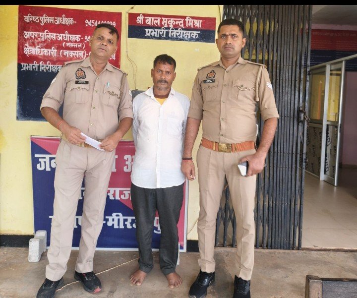 थाना राजगढ़ पुलिस द्वारा चोरी के अभियोग से सम्बन्धित वांछित अभियुक्त गिरफ्तार