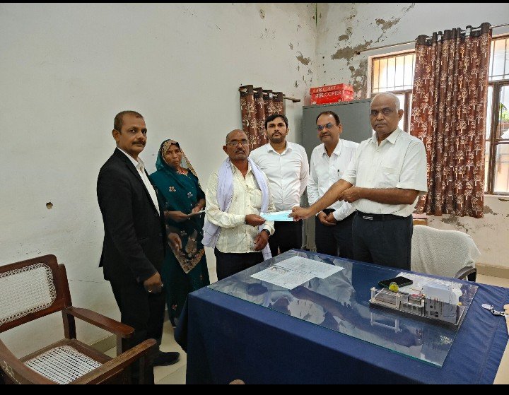 झिल्ली महुआ निवासी दम्पति को मिला न्याय झिल्ली महुआ निवासी दम्पति को मिला न्याय